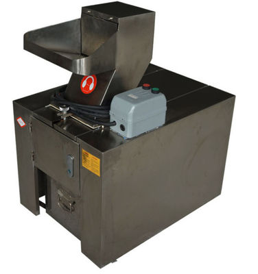 SS304 Meat Processing Equipment , 600kg/h Animal Bone Crusher Machine